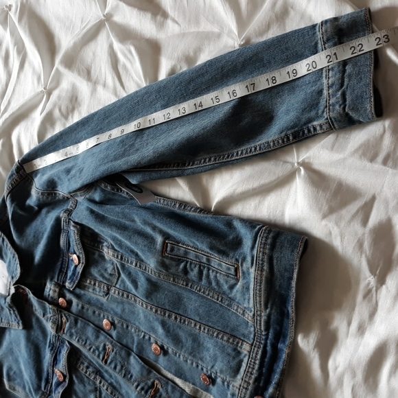 NWT Old Navy Size Small Tan Blue Denim Jean Jacket - Picture 10 of 13